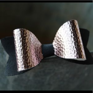 Rose gold and black hair bow